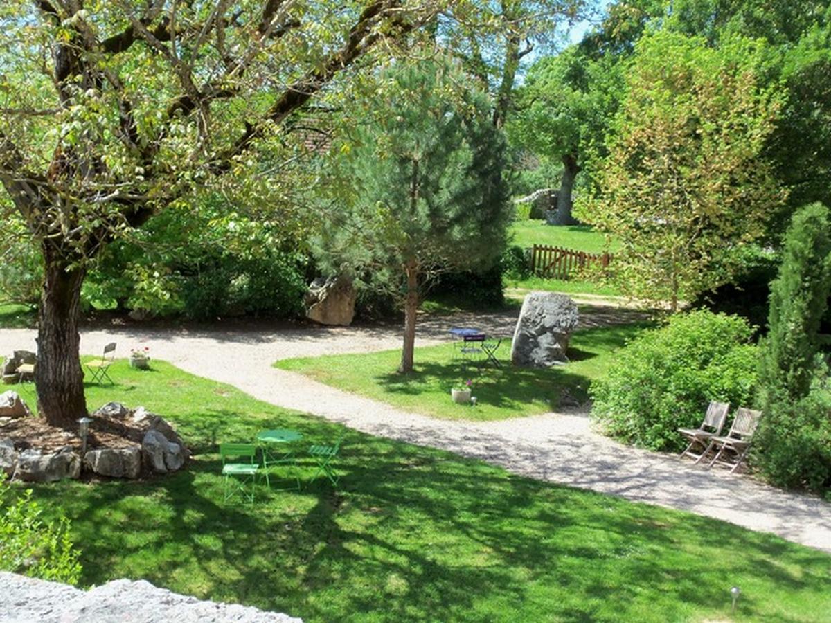 Chambres Et Jardin De Pierres Espédaillac Exteriér fotografie